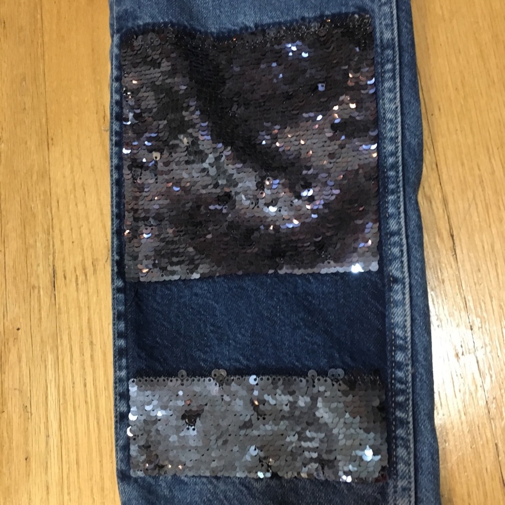πHPπ ZARA Jeans With Sequin Embellishments - Picture 8 of 15